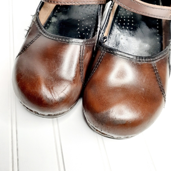 Dansko Marcelle Women's Brown Leather Clogs - Picture 11 of 16